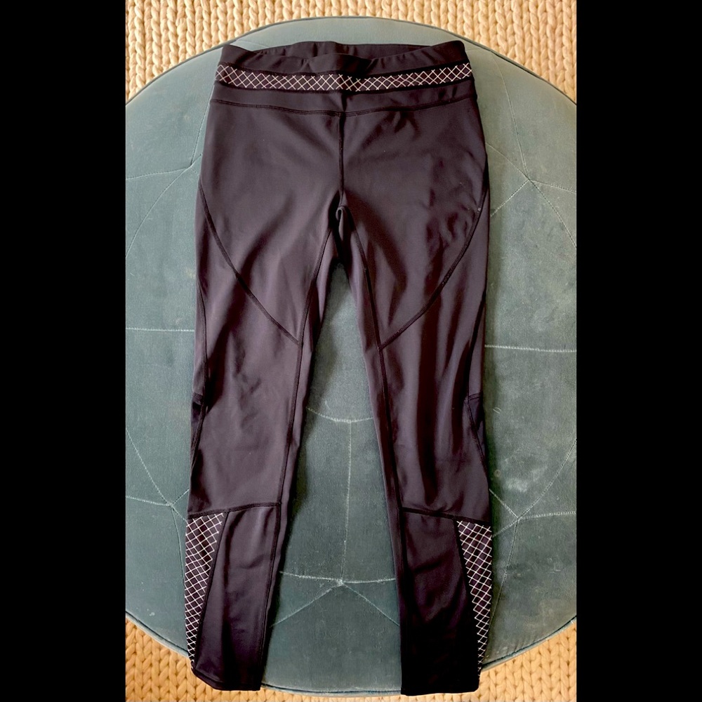 Athleta reflective running tights EUC black silver